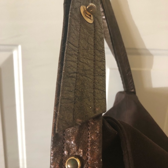 Gorgeous Vintage Suede Leather Messenger Style Bag in Brown - Picture 8 of 13